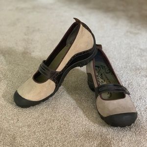 Merrell Shoes Size 11